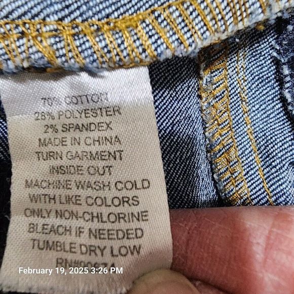 Boston Proper Jeans Women's Size 4 Blue Elastic Waist Cropped 5 Pocket Design - Picture 4 of 9